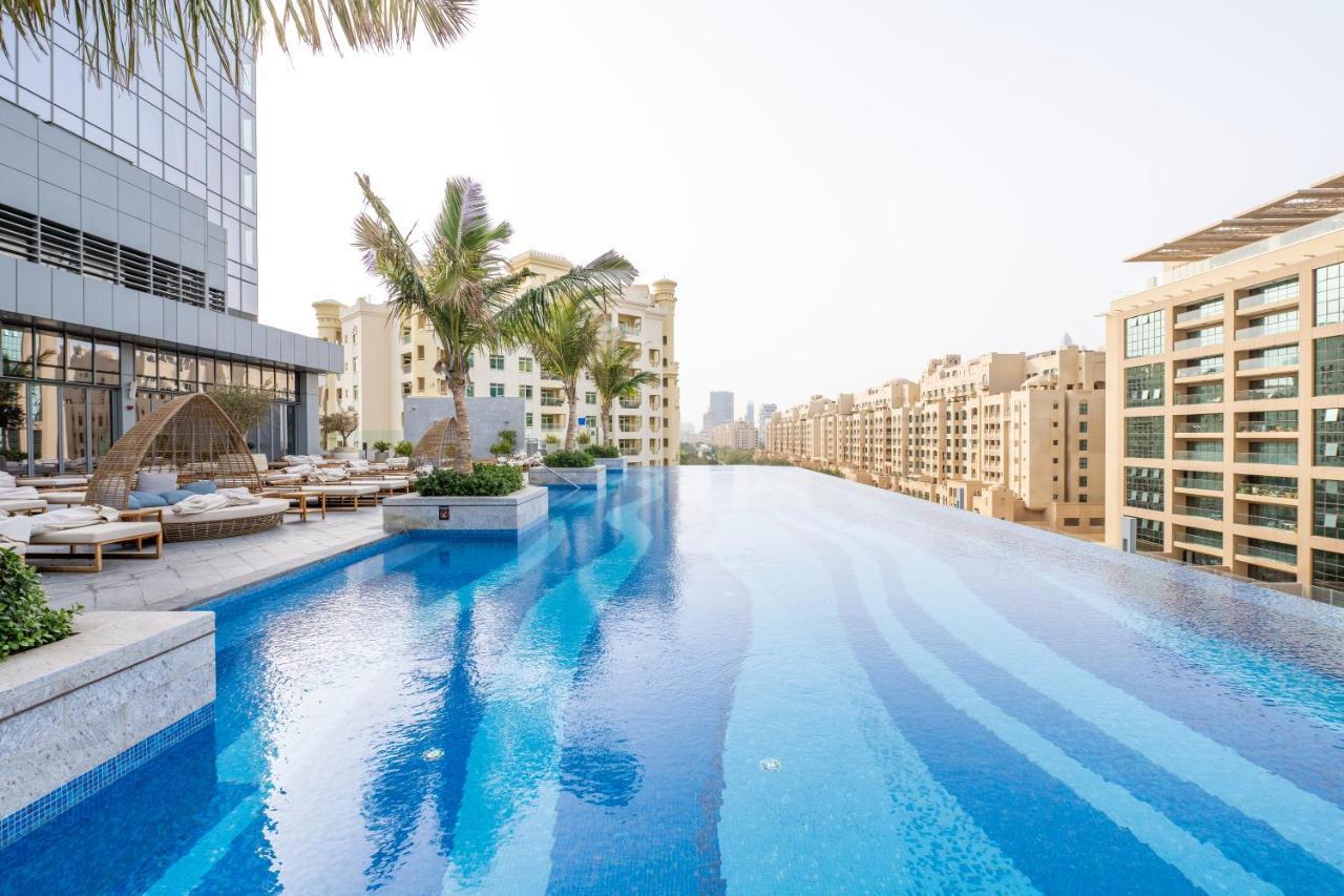 Ultra Luxury Palm Tower With Shared Hotel Facilities Dubai Exterior foto
