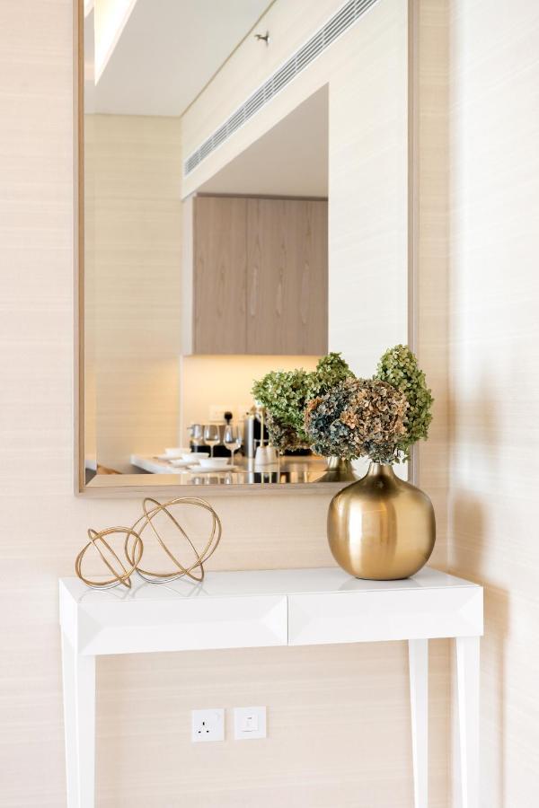 Ultra Luxury Palm Tower With Shared Hotel Facilities Dubai Exterior foto