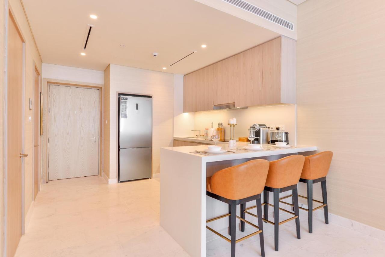 Ultra Luxury Palm Tower With Shared Hotel Facilities Dubai Exterior foto