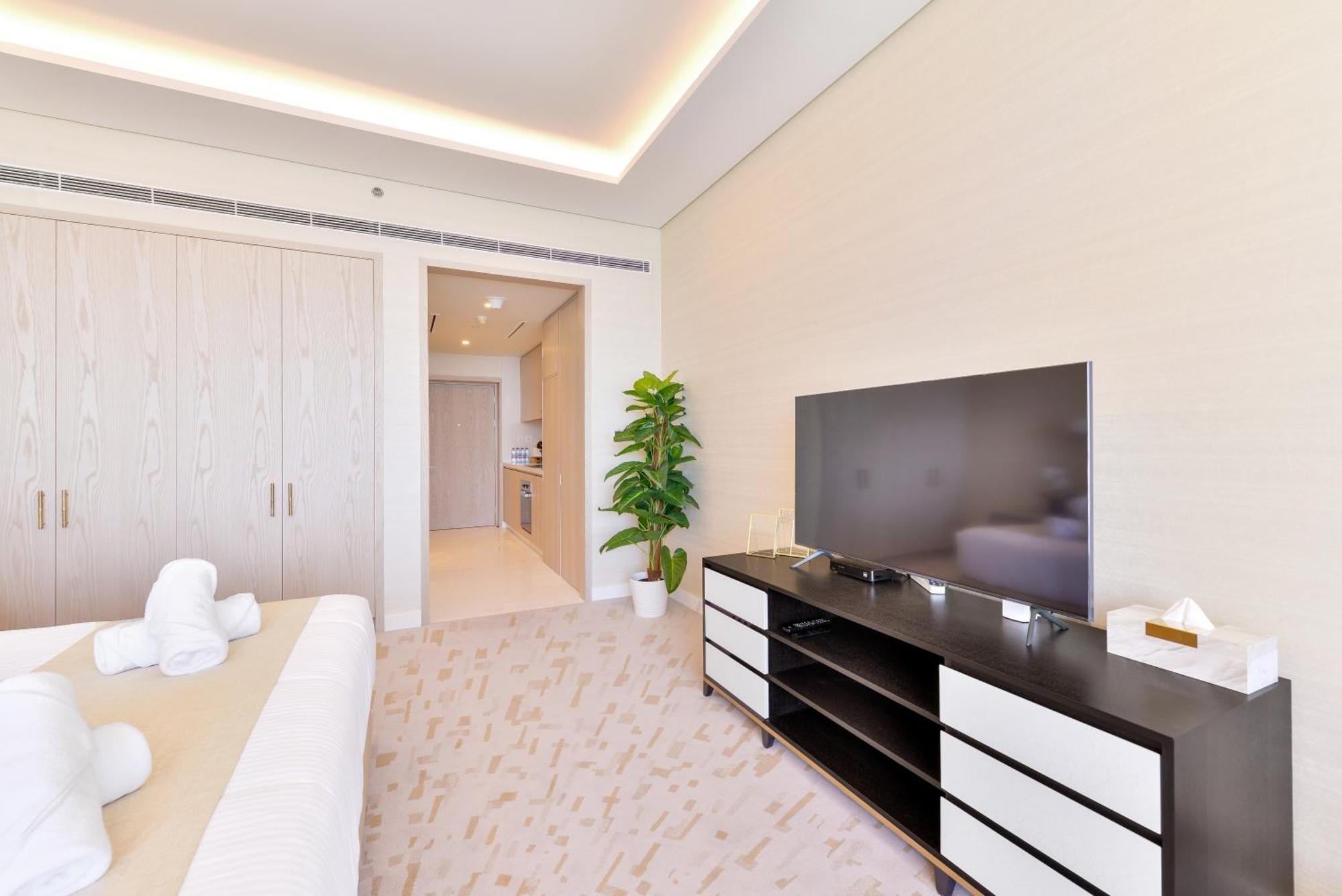 Ultra Luxury Palm Tower With Shared Hotel Facilities Dubai Exterior foto