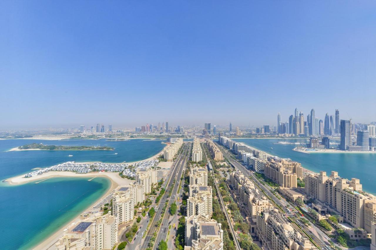 Ultra Luxury Palm Tower With Shared Hotel Facilities Dubai Exterior foto