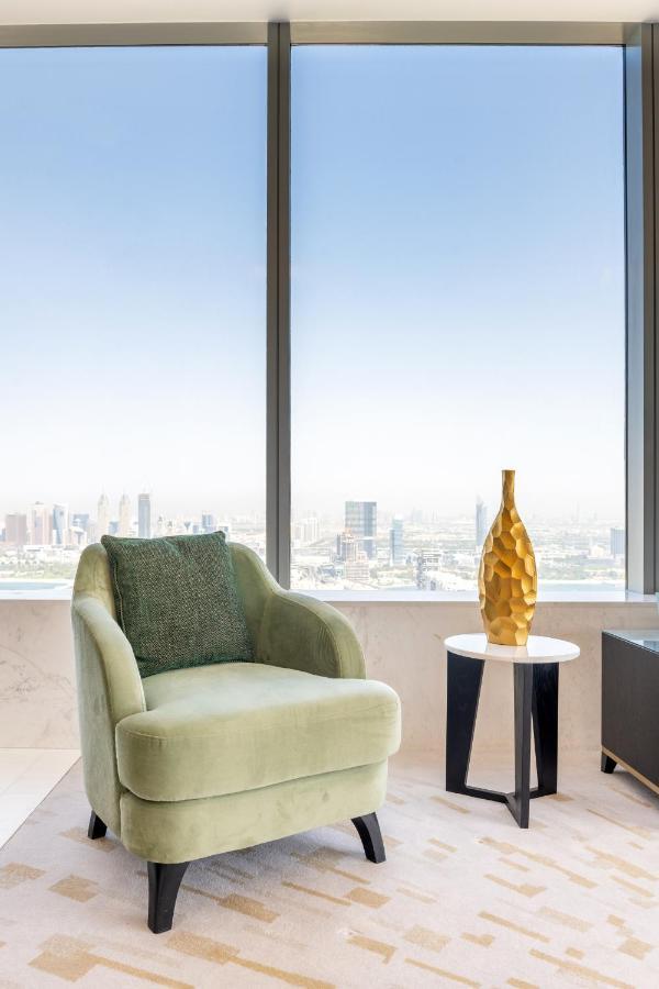 Ultra Luxury Palm Tower With Shared Hotel Facilities Dubai Exterior foto